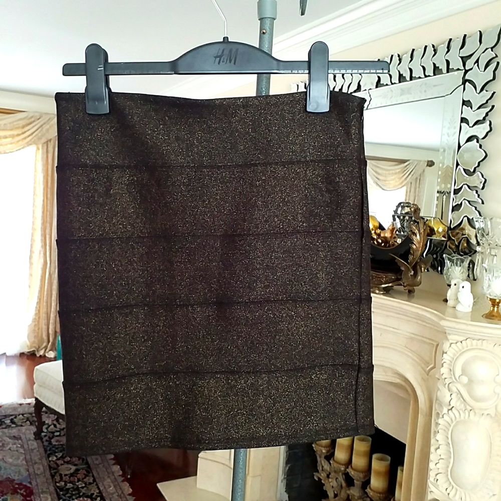 $98 Millau Black & Gold Glitter Bodycon Skirt. Designer. Stretch
